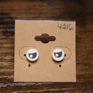 4216 - white half closed eyes