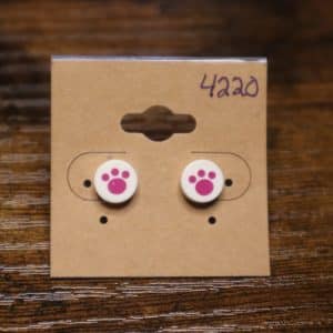 4220 - pink paws with white background