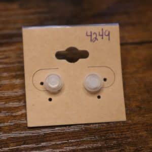 4249 - raised frosted single stud