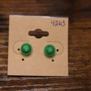 4263 - raised medium green frosted single stud