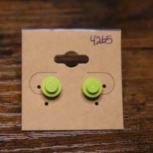 4265 - raised spring green solid single stud