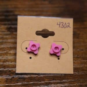 4302 - pink flower single stud