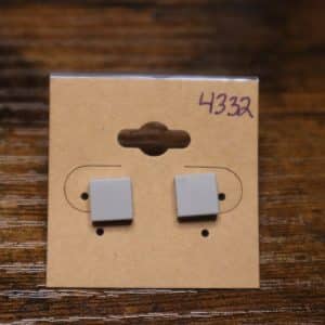 4332 - light grey solid square